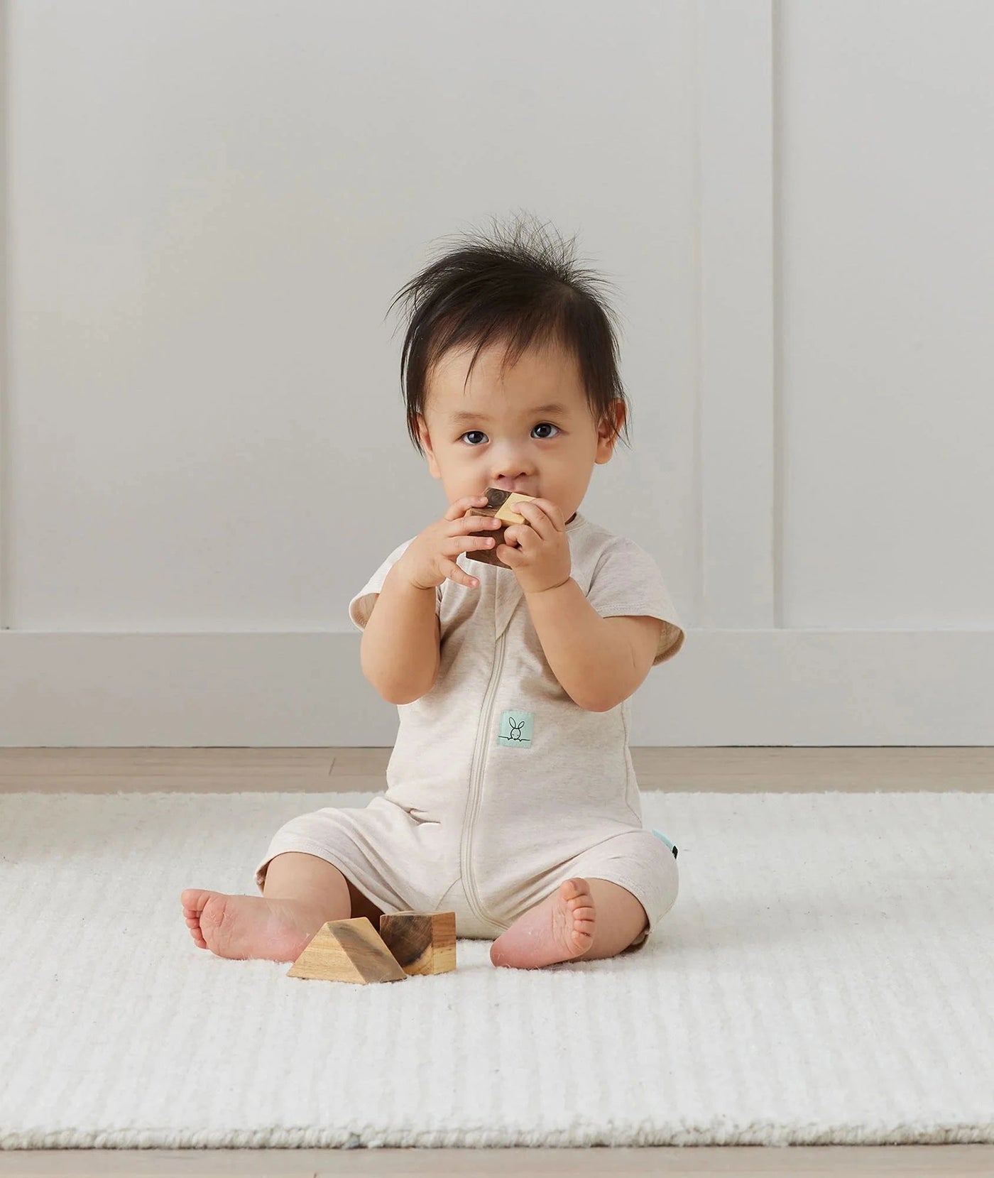 ErgoPouch - Short Sleeve Layer 2.0 | Oatmeal Marle Onesie ErgoPouch 