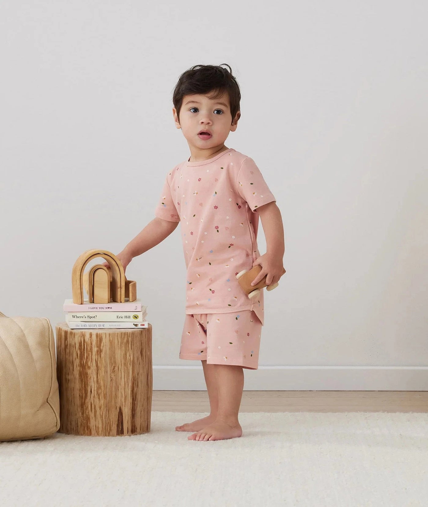 ErgoPouch - Short Sleeve Pyjamas 0.2 TOG | Daisies Short Sleeve Pyjamas ErgoPouch 