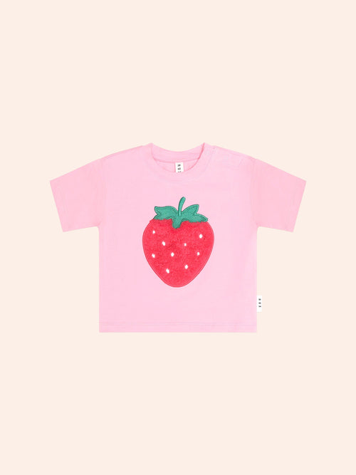 Huxbaby - Furry Strawberry Slouchy Tee | Strawberry Créme