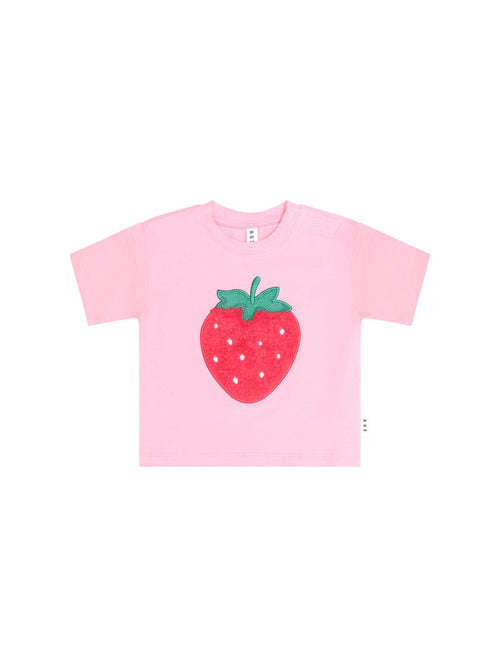 Huxbaby - Furry Strawberry Slouchy Tee | Strawberry Créme