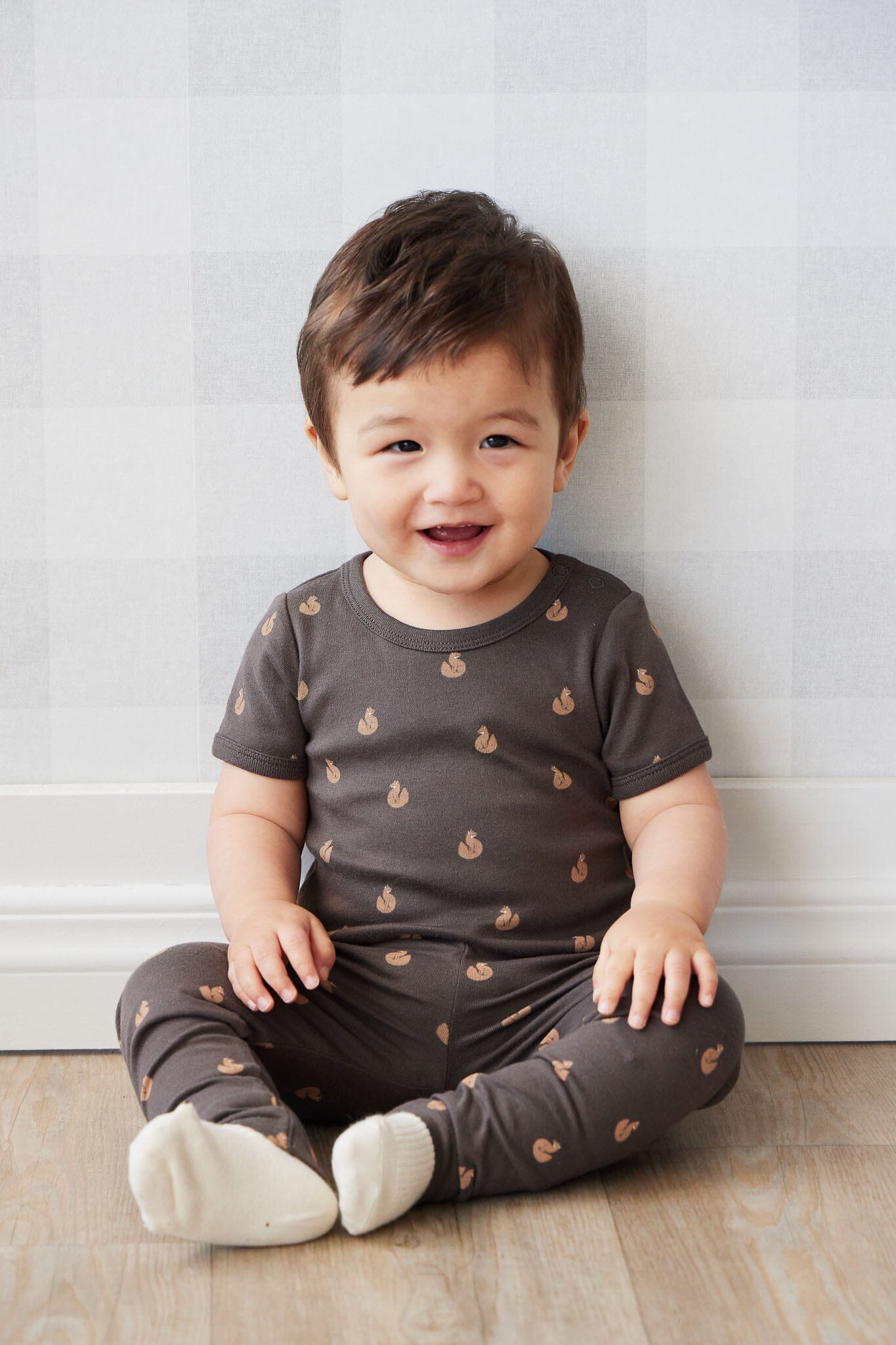 Jamie Kay Hudson Short Sleeve Bodysuit - Fox Cubs Wolf - Organic Cotton Bodysuit Jamie Kay 