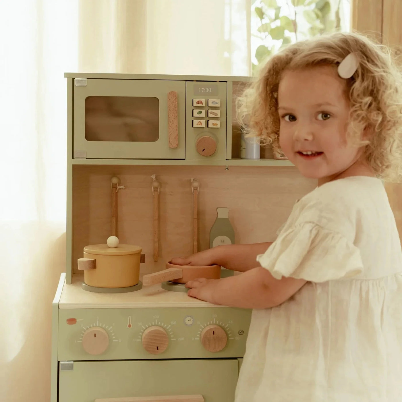 Little Dutch - Kitchen | Mint Wooden Toy Little Dutch 