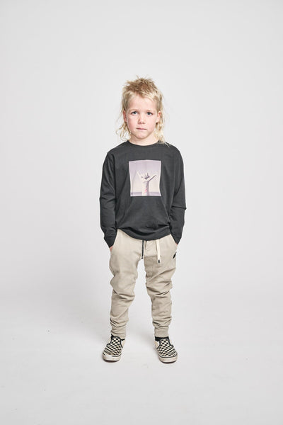 Munster - Hangloose Ls Tee | Black Long Sleeve T-Shirt Munster Kids 