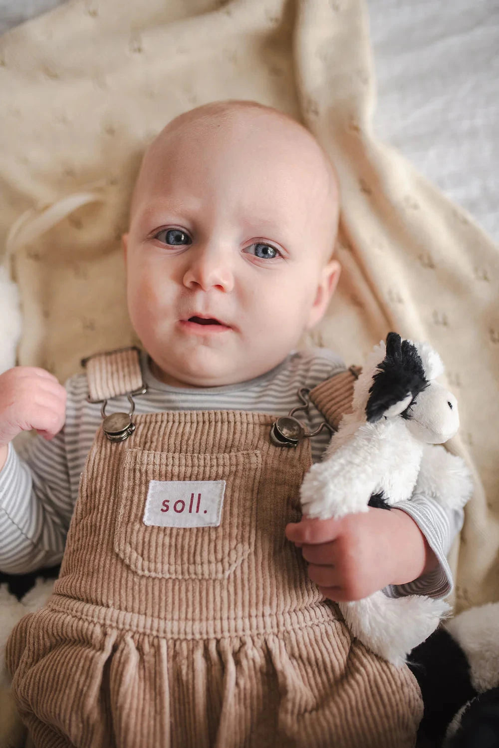 Nana Huchy - Clover the Cow Rattle | Black Rattle Nana Huchy 