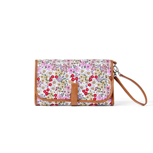 OiOi - Change Mat Clutch | Daisy