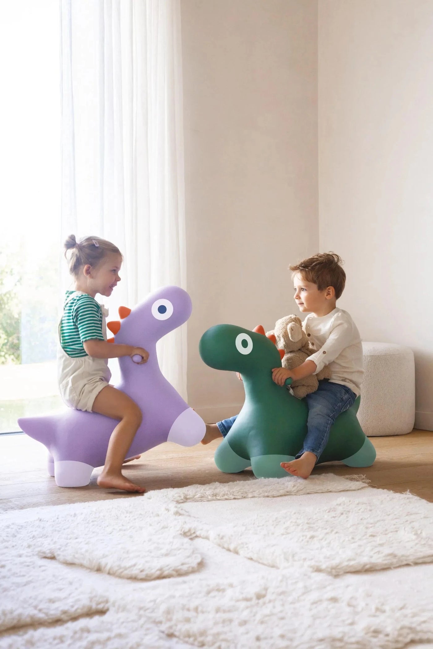 Quut - Hoppi Bouncing Dino | Garden Green Toy Quut 