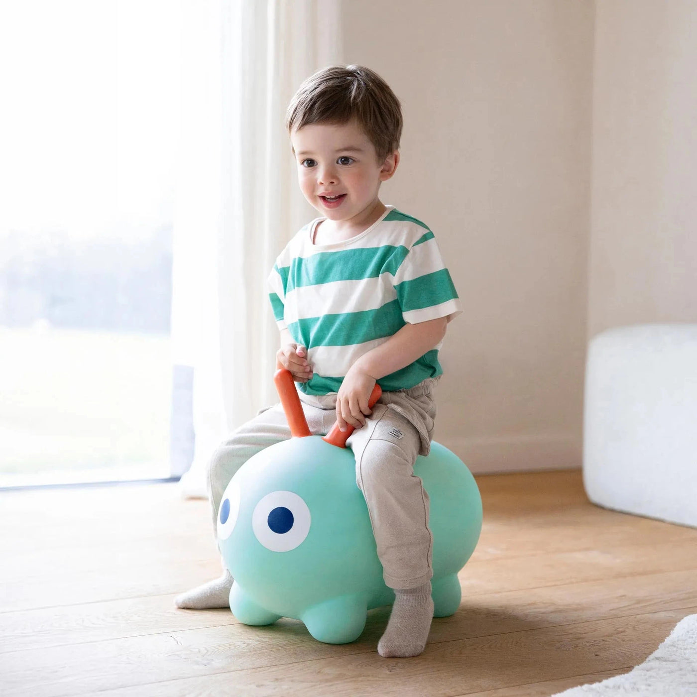 Quut - Skippi | Minty Green Toy Quut 