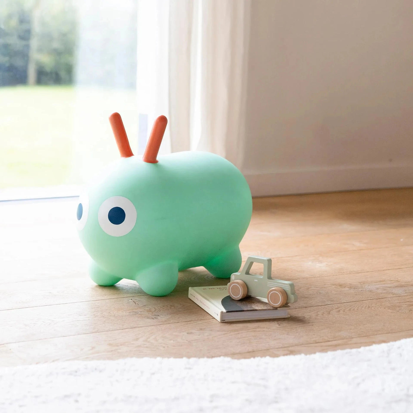 Quut - Skippi | Minty Green Toy Quut 