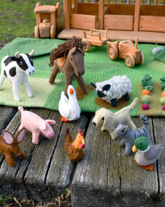 Tara Treasures - Felt Farm Animals Toys Set