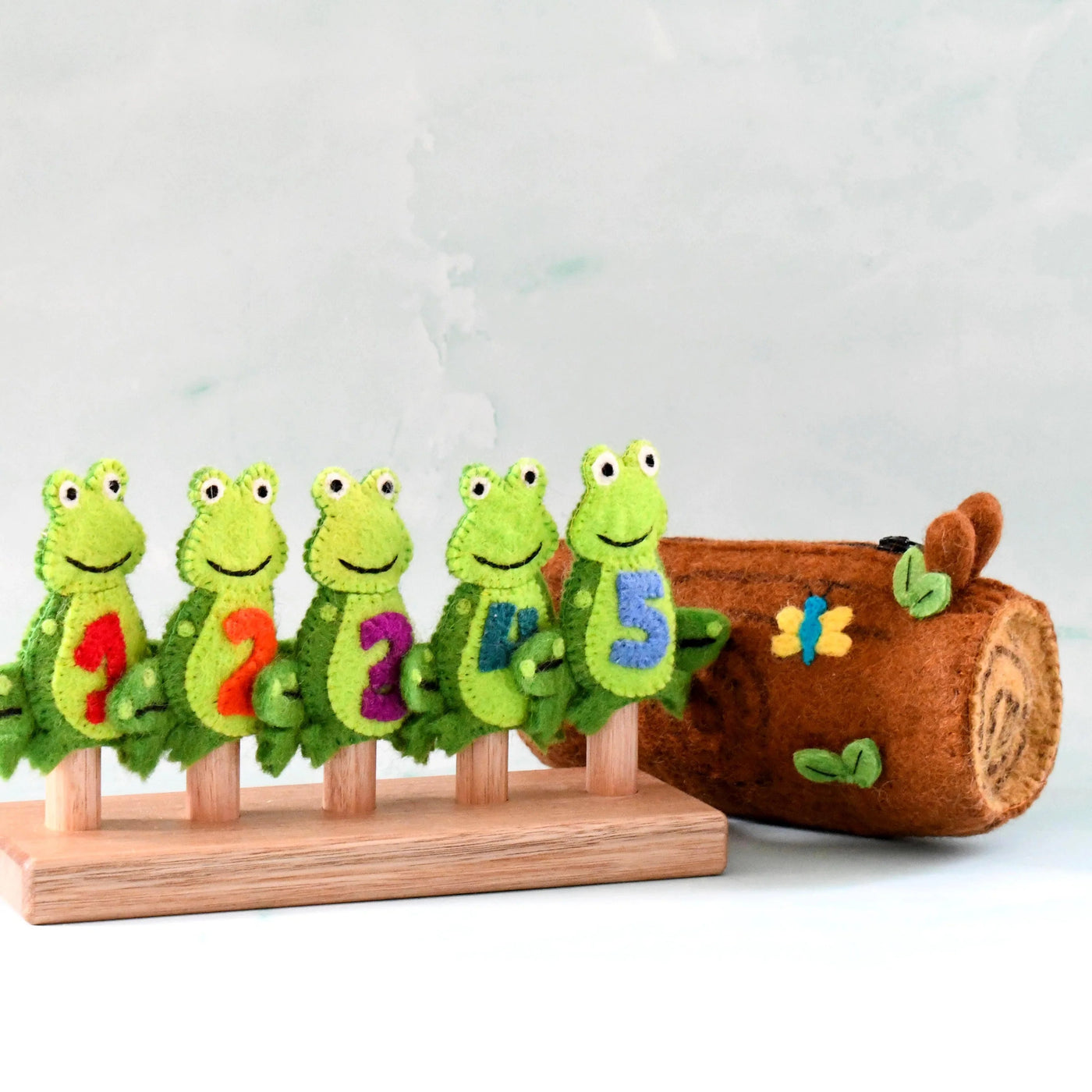 Tara Treasures Finger Puppets - 5 Speckled Frogs Finger Puppets Tara Treasures 