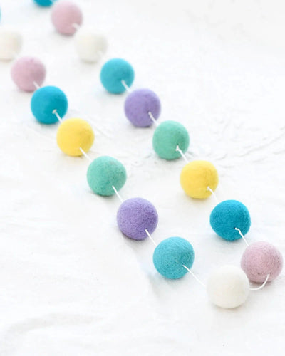 Tara Treasures - Pompom Felt Ball Garland | Pastel Garland Tara Treasures 