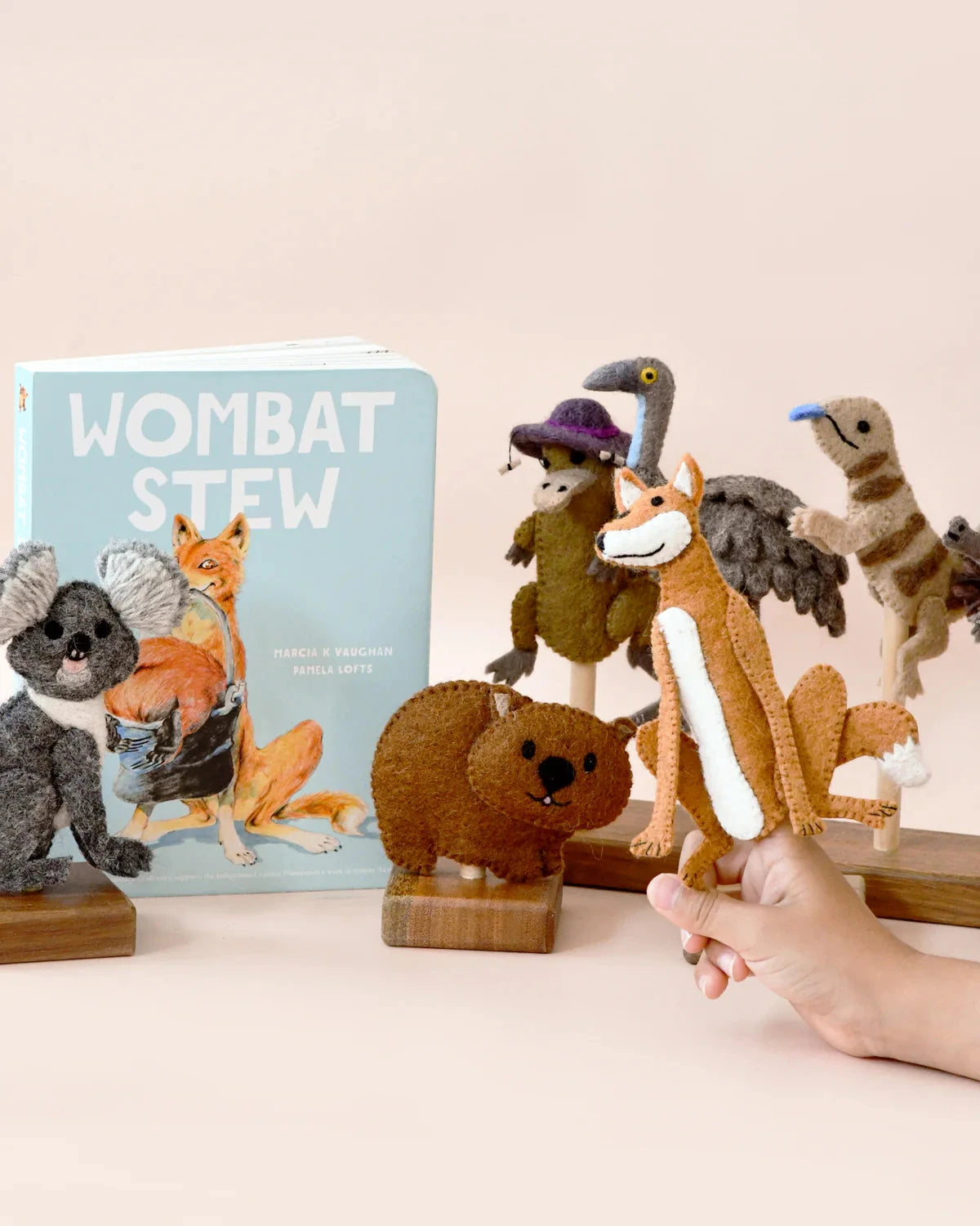 Tara Treasures - Wombat Stew Finger Puppets Set Finger Puppets Tara Treasures 