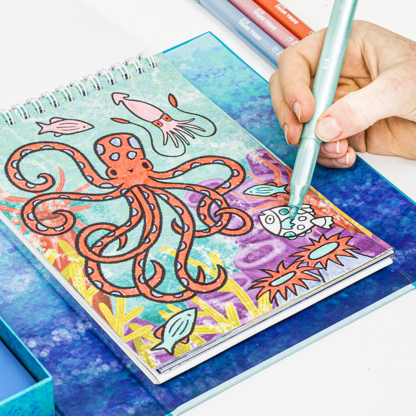 Tiger Tribe - Shimmer Colouring Set - Sea Life Activity & Craft Tiger Tribe 