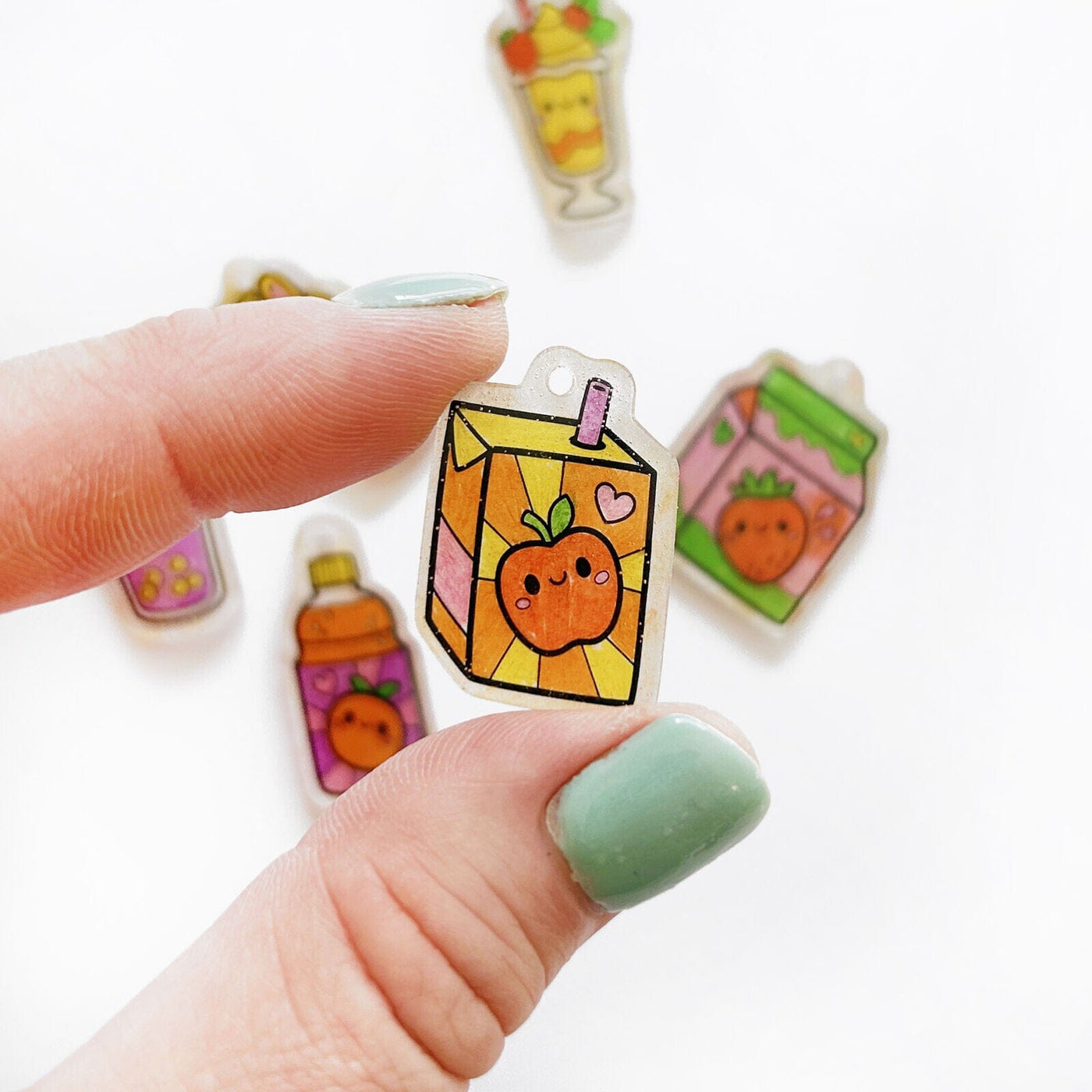 Tiger Tribe - Shrinkorama Charm Bracelet | Kawaii Drinks Activity & Craft Tiger Tribe 