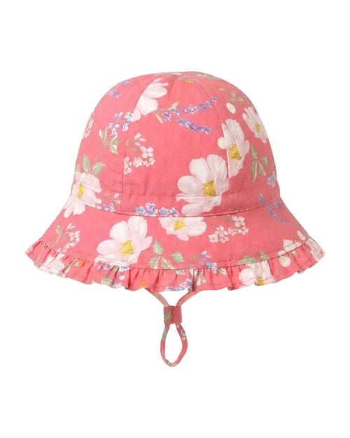 Toshi - Bell Hat Arcadia | Camille Paradise