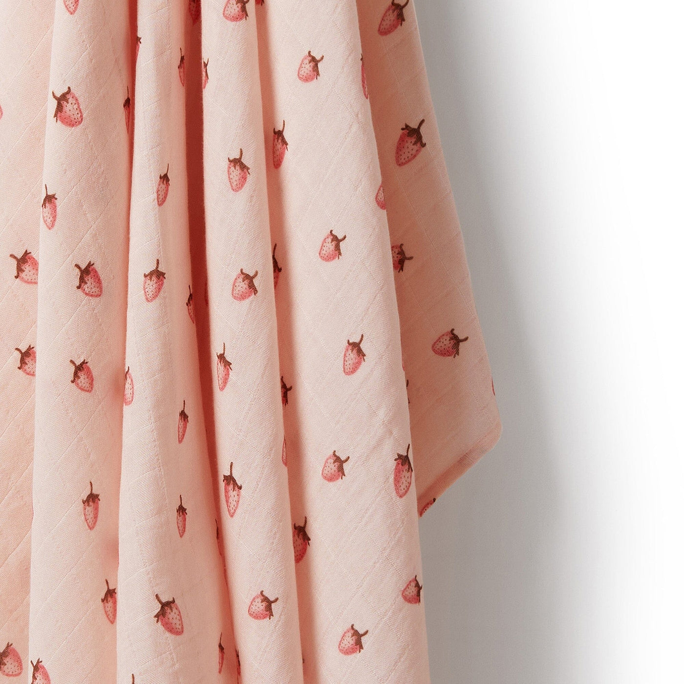 Wilson & Frenchy - Strawberry Kisses Organic Muslin Muslin Wrap Wilson & Frenchy 