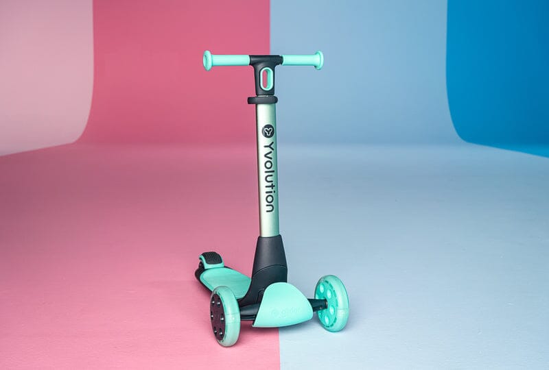 YGlider Nua Scooter - Green Bikes Yvolution 