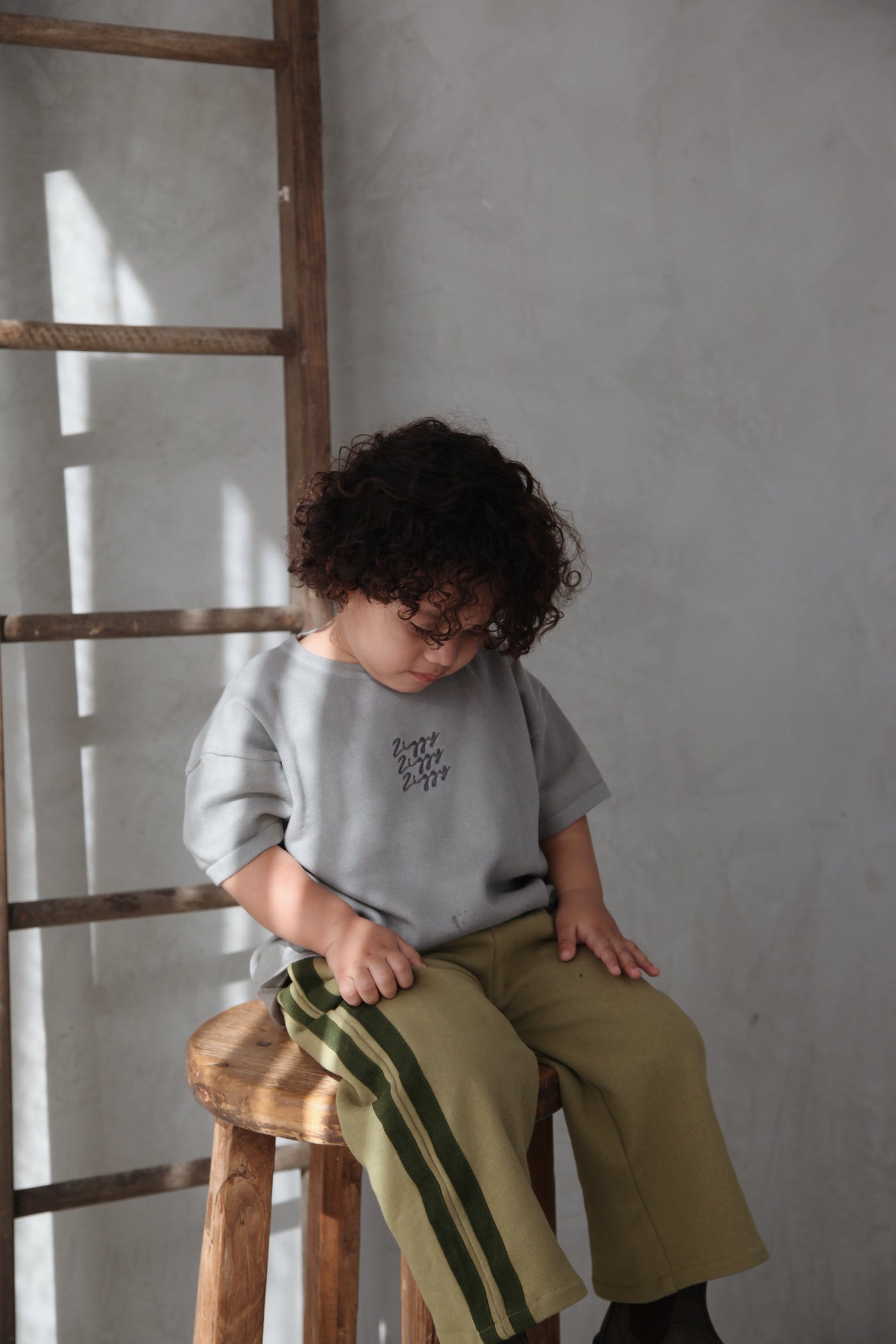 Ziggy Lou - Signature Tee | Gray Short Sleeve T-Shirt Ziggy Lou 