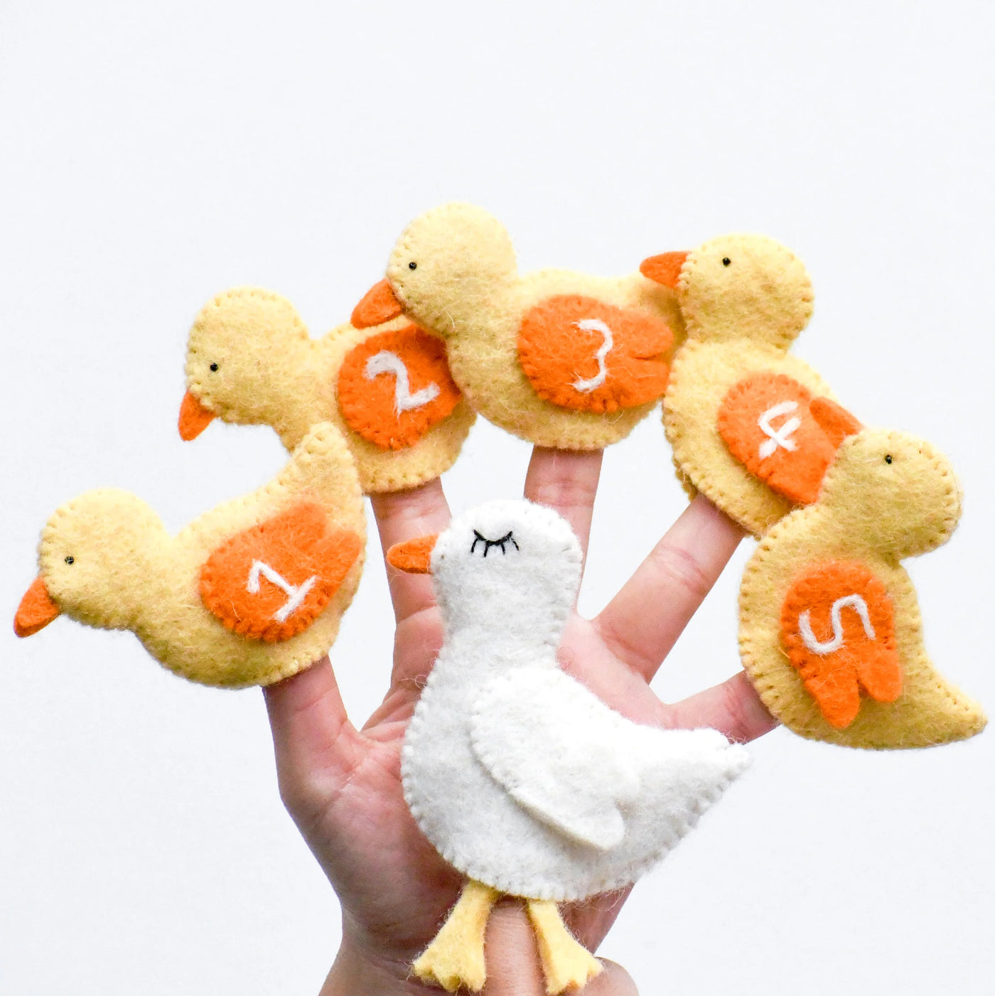 Tara Treasures Finger Puppet Set - Five Little Ducks