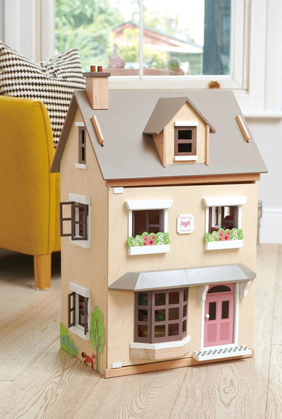 Foxtail Villa Wooden Doll House with Furniture SHOP Dollhouse Tender Leaf Toys 