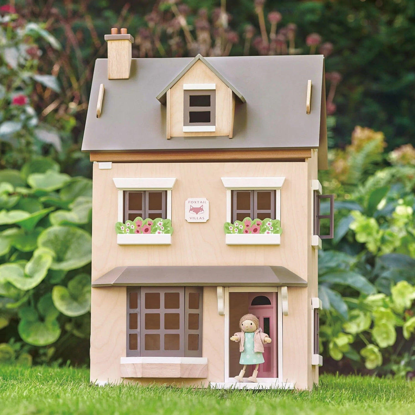 Foxtail Villa Wooden Doll House with Furniture SHOP Dollhouse Tender Leaf Toys 