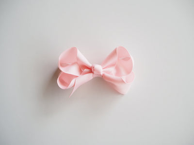 Medium Clip Bow - Light Pink Hair Clip Snuggle Hunny Kids 