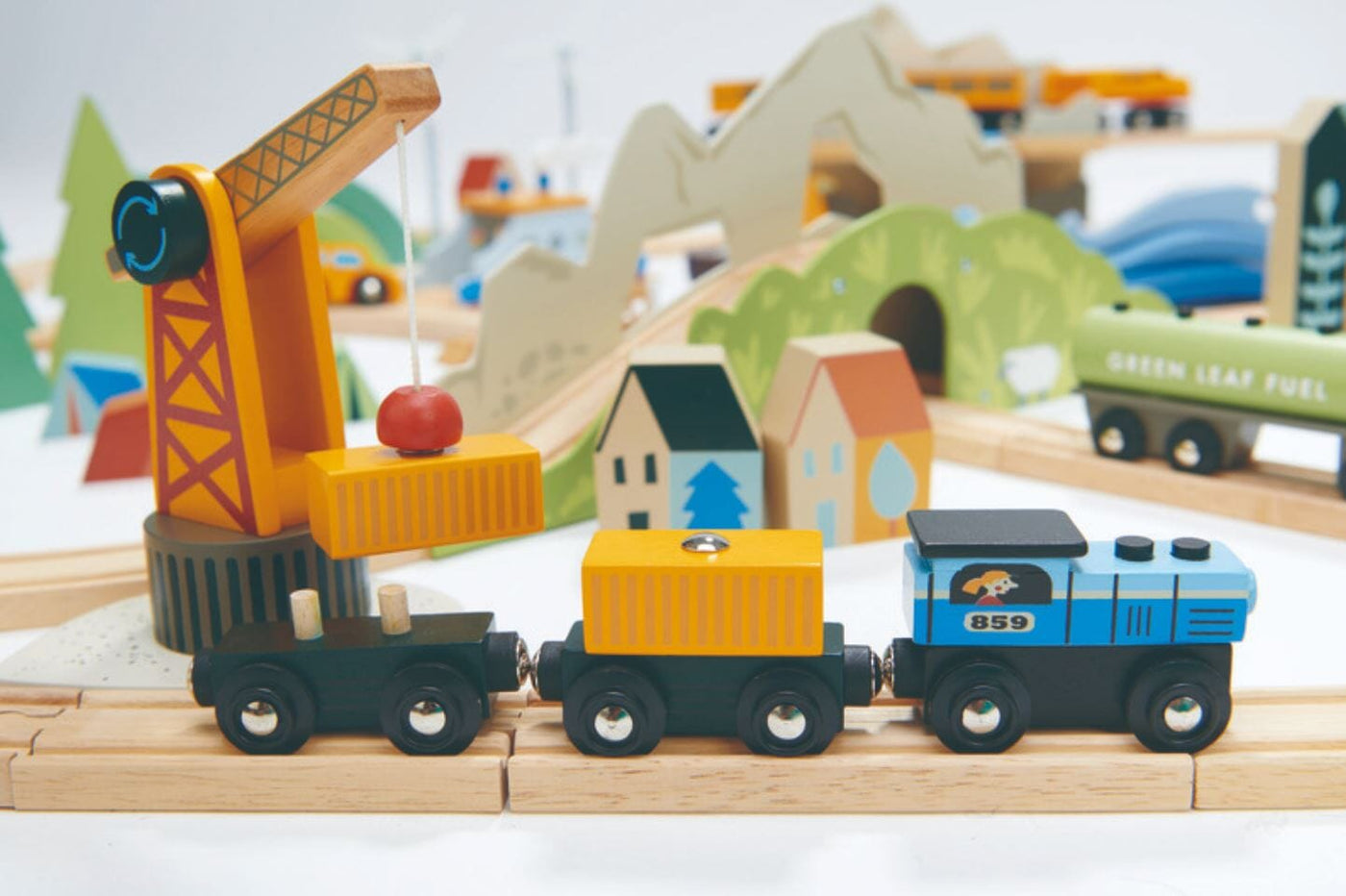 Mountain View Wooden Train Set SHOP Vehicle and Construction Tender Leaf Toys 