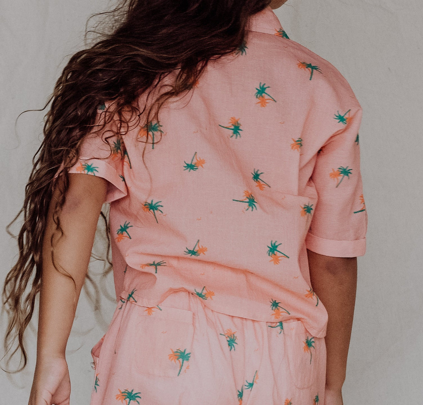 Nia Shirt - Tropical Peach Day Dream Short Sleeve Shirt Bella & Lace 