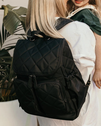 OiOi Signature Nappy Backpack - Black Diamond Quilt Backpacks OiOi 