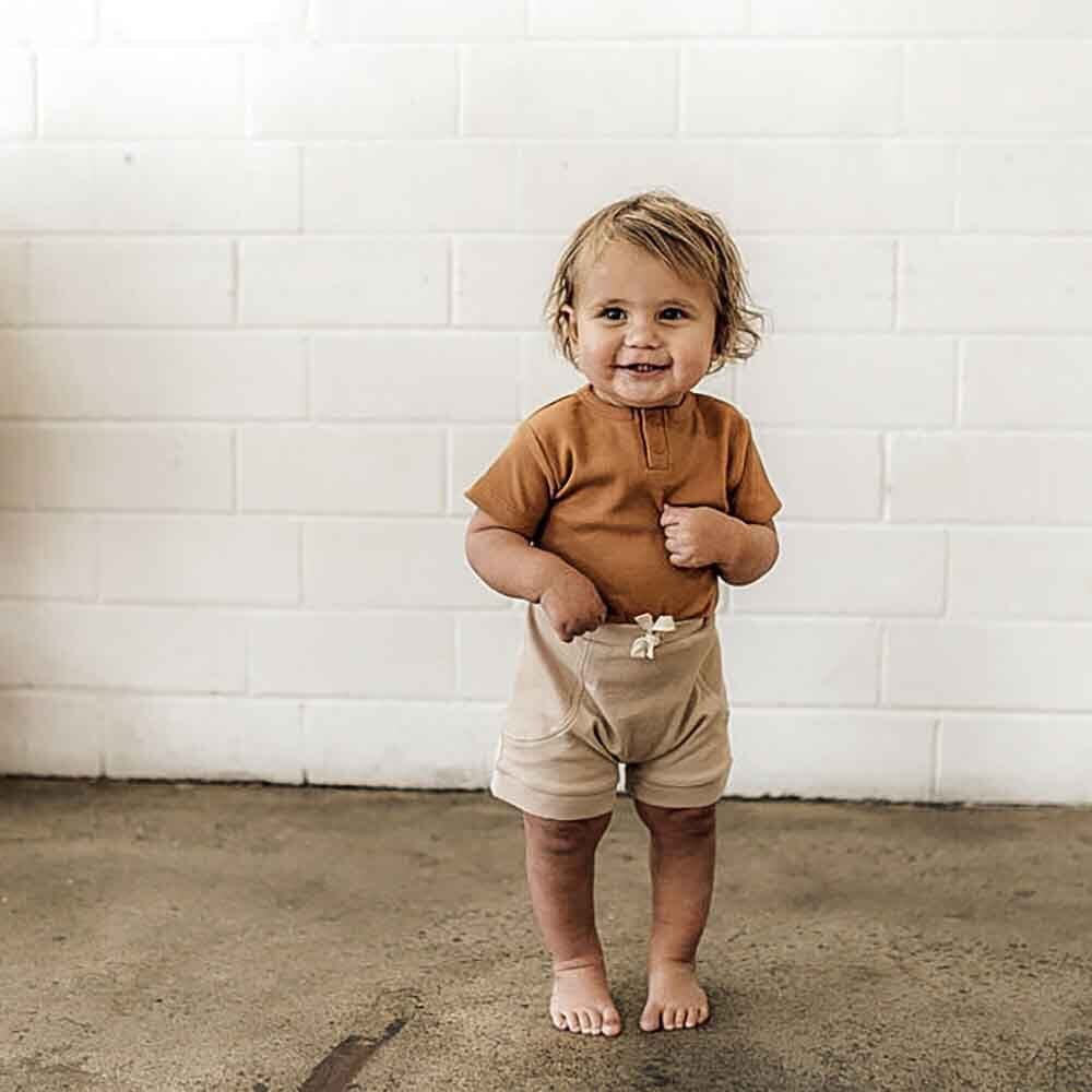 Organic Chestnut Short Sleeve Bodysuit Bodysuit Snuggle Hunny Kids 