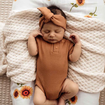 Organic Chestnut Short Sleeve Bodysuit Bodysuit Snuggle Hunny Kids 