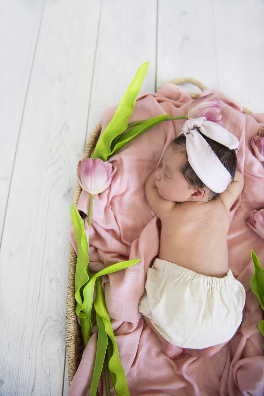 Organic Muslin Wrap - Musk Pink Swaddles & Wraps Snuggle Hunny Kids 