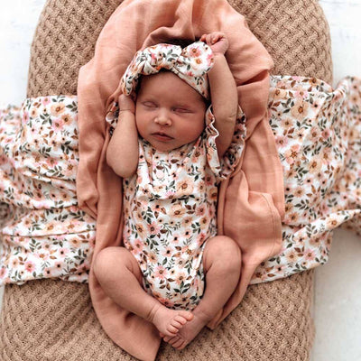 Organic Spring Floral Short Sleeve Bodysuit Bodysuit Snuggle Hunny Kids 